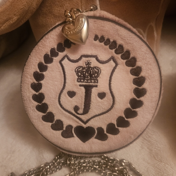 Juicy Couture '2004' Canteen Velour Circular Shape Light Pink Crossbody Bag - Picture 2 of 8